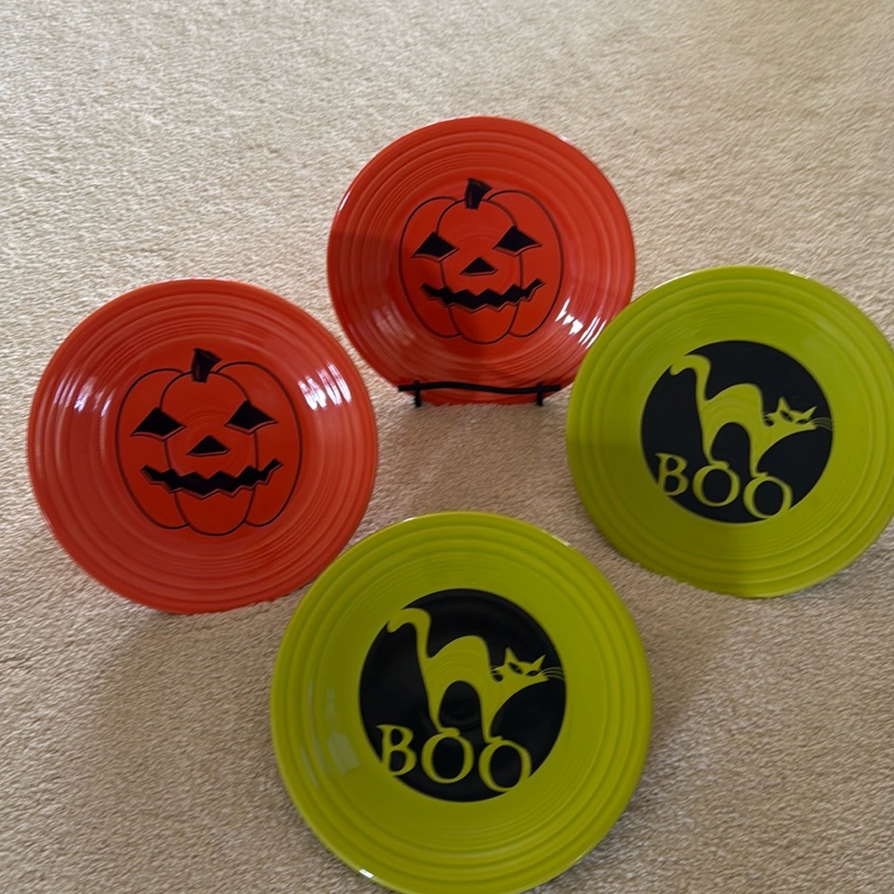 Set of 4 FiestaWare Halloween luncheon plates.